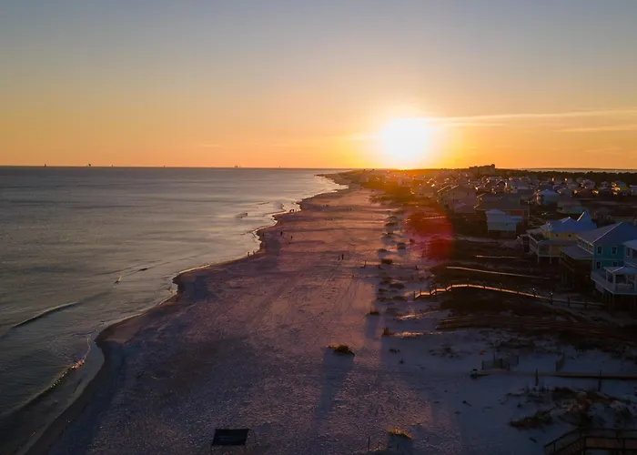 Holiday home Fun East - Quiet Morgan Beachfront W Pool - Pets Welcome